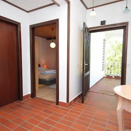 With A Parking Space Baska, Krk - 5430 Apartment Baska (Krk)