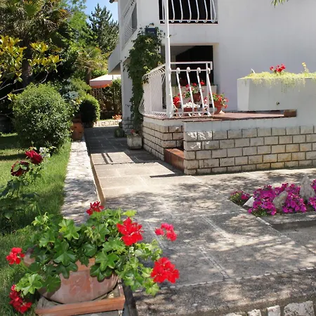 Apartmán With Parking Space Baska, Krk - 5430 Baška