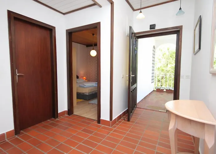 With Parking Space Baska, Krk - 5430 Apartmán Baška