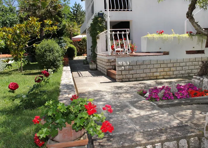 Apartmán With Parking Space Baska, Krk - 5430 Baška
