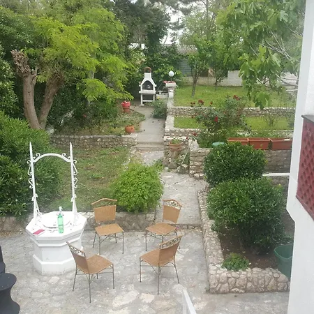 Apartament With Parking Space Baska, Krk - 5430 Baška